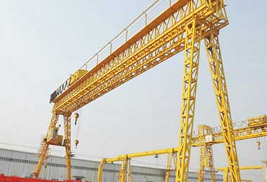 Double girder goliath crane with truss girder design
