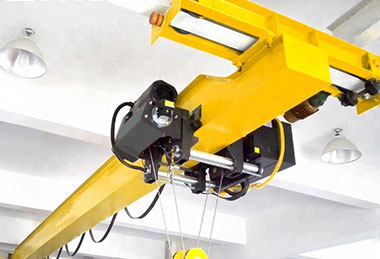 Single girder overhead crane for material handling