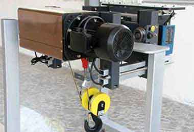 Electric hoist with imported parts and components 