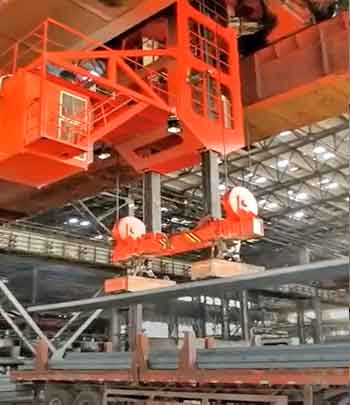 Magnetic overhead travelling crane for steel billet handling 