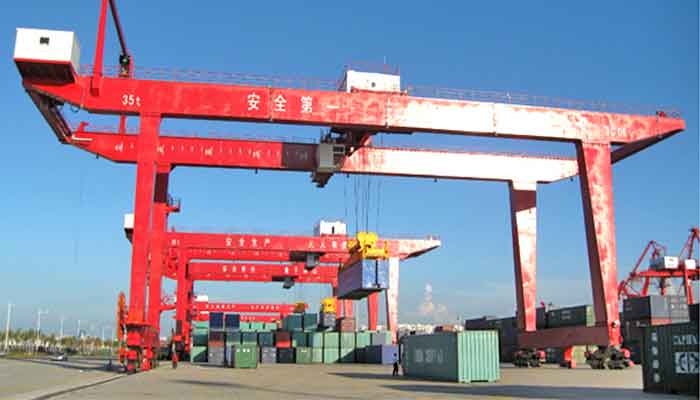Rail mounted gantry crane for railway & railroad container lifting
