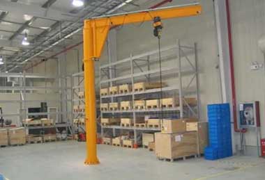 Free standing jib cranes for warehouse 