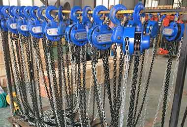 Manual chain blocks and chain hoist for sale Pakistan 