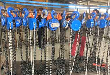 Manual chain blocks and chain hoist for sale Pakistan 