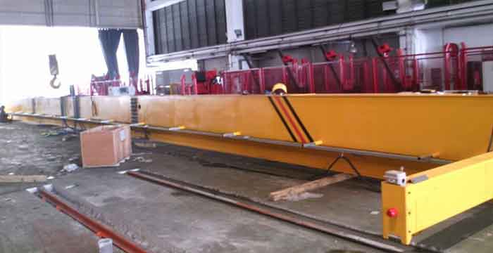 Main girder of the single girder eot crane connected Main girder of the single girder eot crane connected