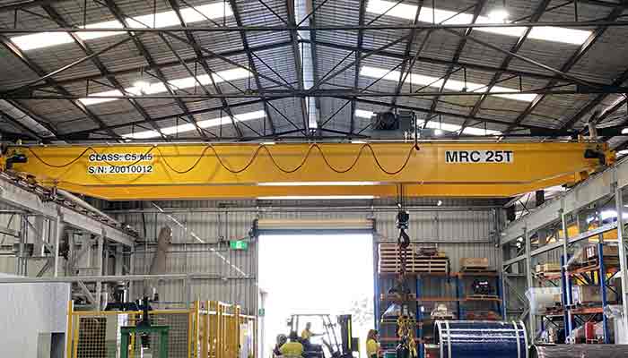 industrial overhead crane for heavy load handling