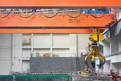 Garbage handling crane -processed overhead crane with grab bucket