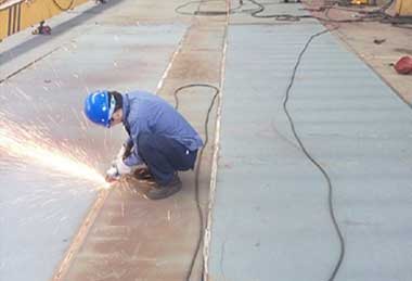 Cleaning and grinding before welding