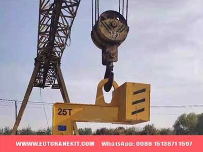 The gantry cranes are one types of overhead crane which are widely used for steel steel coil lifting outdoors