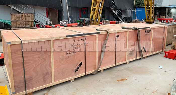 300kg slewing cantilever crane packed into wooden box for delivery 