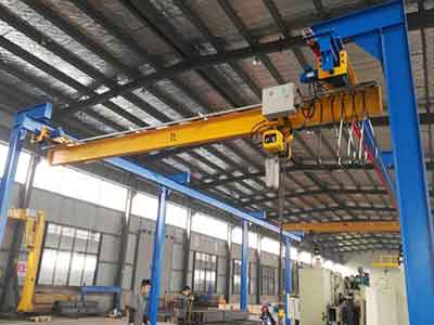 Single girder underhung bridge crane for concrete workshop and warehouse, ceiling mounted crane 