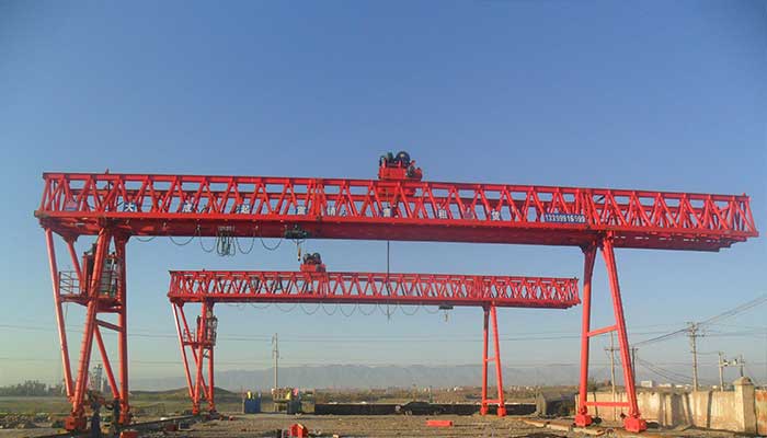 Truss girder gantry crane for coil handling