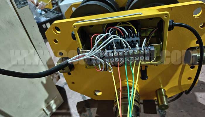 Electric chain hoist wiring 