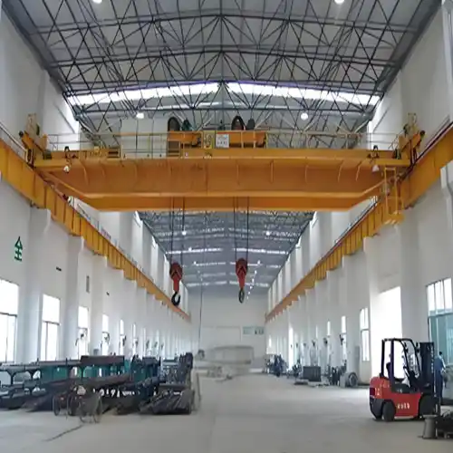 double girder crane 5 ton installed on concrete corbel 
