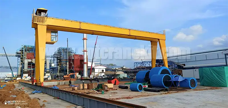 10 ton gantry crane with grab bucket for sugercane handling in Thailand