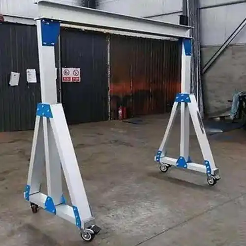 Aluminum gantry crane