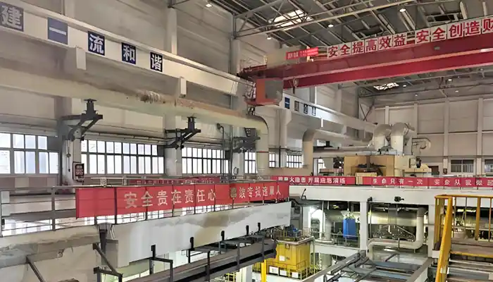 heavy duty overhead crane for large and heavy loads handling 