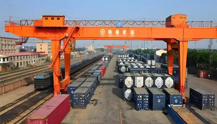 Rail-Mounted Gantry (RMG) Cranes