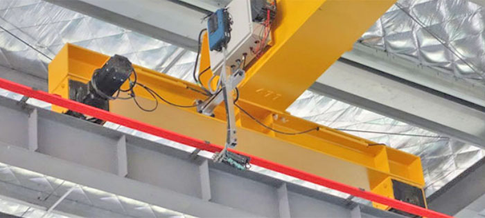 Seamless crane busbar, crane busbar system