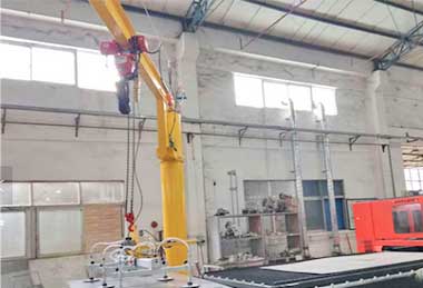 Sheet lifter for jib crane application
