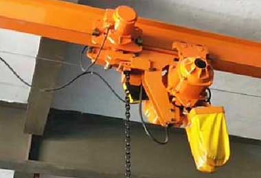 Single girder low headroom chain hoist crane