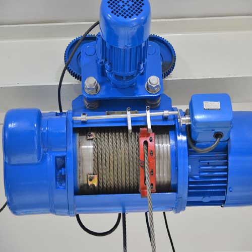 The travelling trolley type electric wire rope hoist is mainly used for horizontal walking on the crane or I-beam for loads handling up & down, left & right.