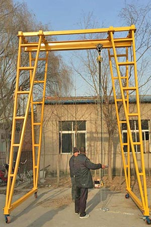 Manual Winch Portable Gantry on Wheels