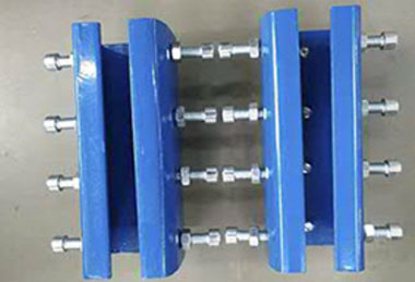 Cionnection parts of workstation crane 