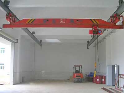 2 ton under slung bridge crane