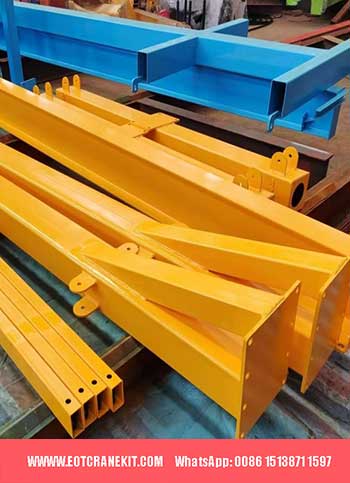 Steel structure, main girder and supporting leg of the 2000kg mobile gantry crane for material handling at subway construction site