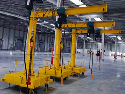 Based on the features of the 2000kg jib crane required by client, the 2000kg portable jib cranes are suggested.