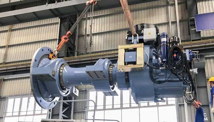 overhead bridge crane for heavy parts and components handling of wind turbines
