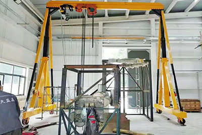 Manual Gantry Cranes