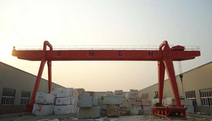 Outdoor Gantry Crane Systems: