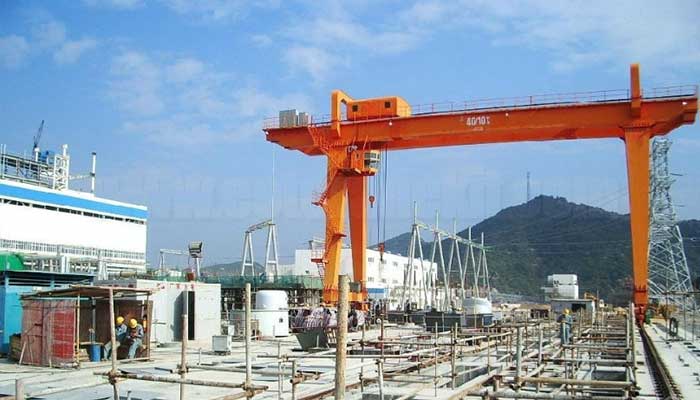 Gantry Cranes: