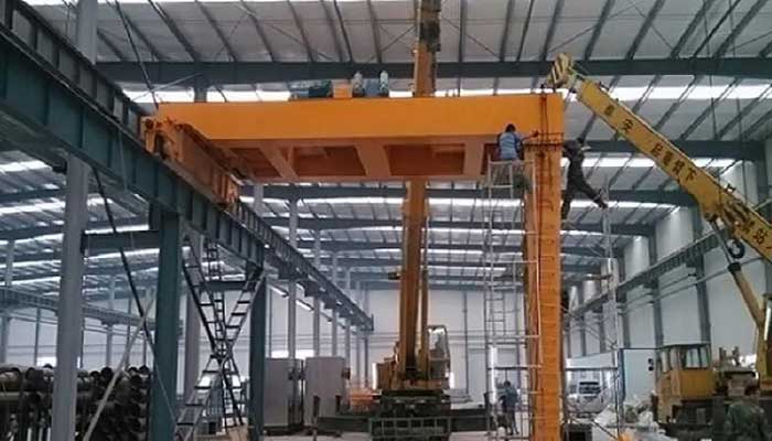 Semi Goliath Cranes