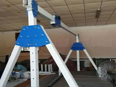 Aluminum gantry crane with adjustable gantry crane