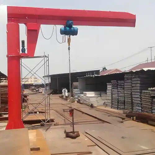 pillar jib crane of outdoor use