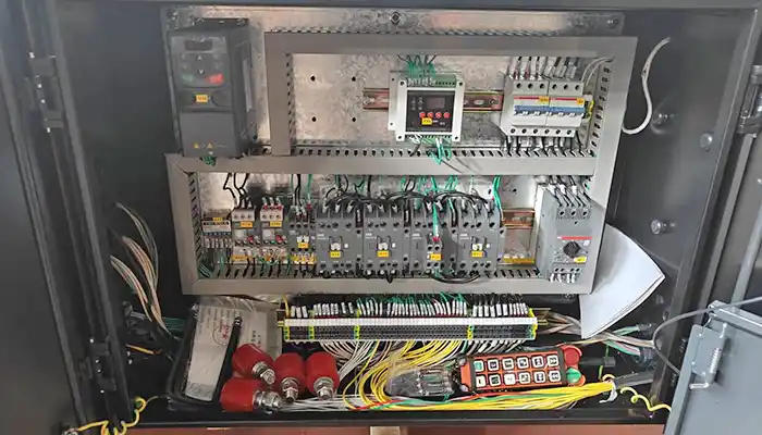 Electrical box 