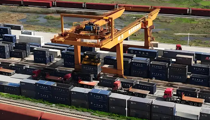 heavy duty rail mounted gantry crane for container handling 