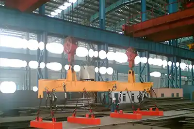 Automati crane with electromagnetic spreader - electromagnetic crane for sale 
