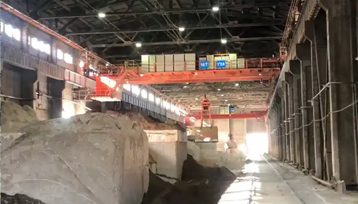 Intelligent Bulk Material Handling Crane