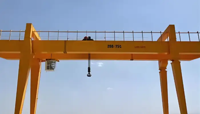 200/75 ton gantry crane with two hook, 200 ton main hook and auxiliary hook 75 ton 