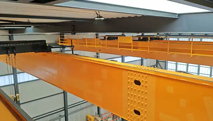 2 overhead cranes for tandem lifting