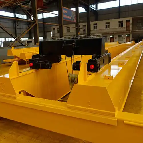 European double girder  FEM/ DIN standard wire rope hoist crane