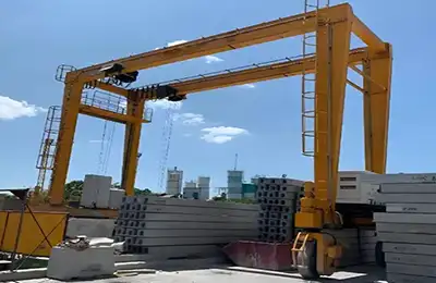 Rubber tyred gantry crane with U frame 